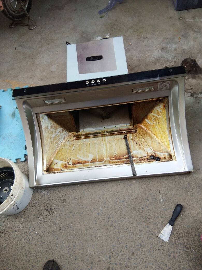 清洗油烟机太阳能热水器修理洗衣机煤气灶15949019691