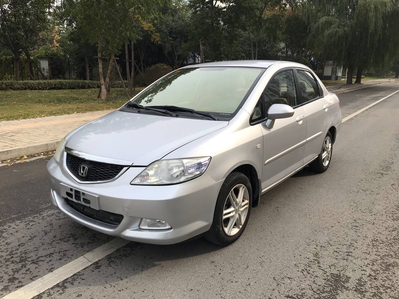 出售08年本田思迪