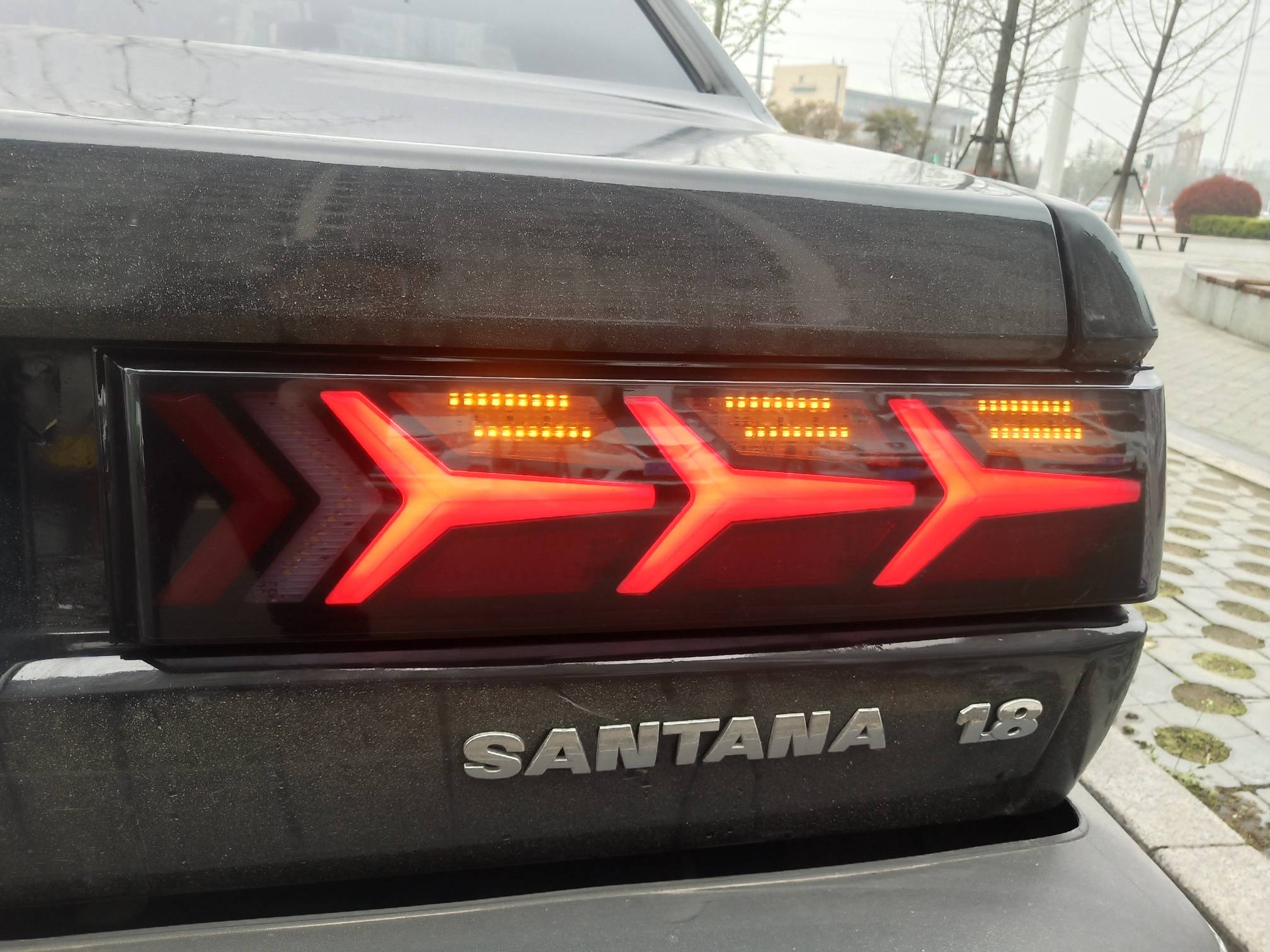 99成新兰博基尼尾灯 - 同城交易 - 邳州论坛 - powered by discuz!